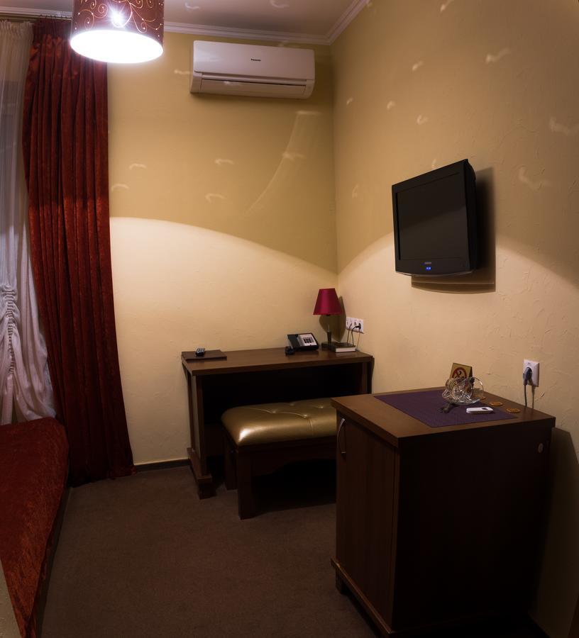 Hotel Pidkova Rivne Zewnętrze zdjęcie