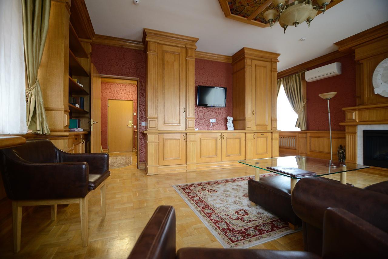 Hotel Pidkova Rivne Zewnętrze zdjęcie